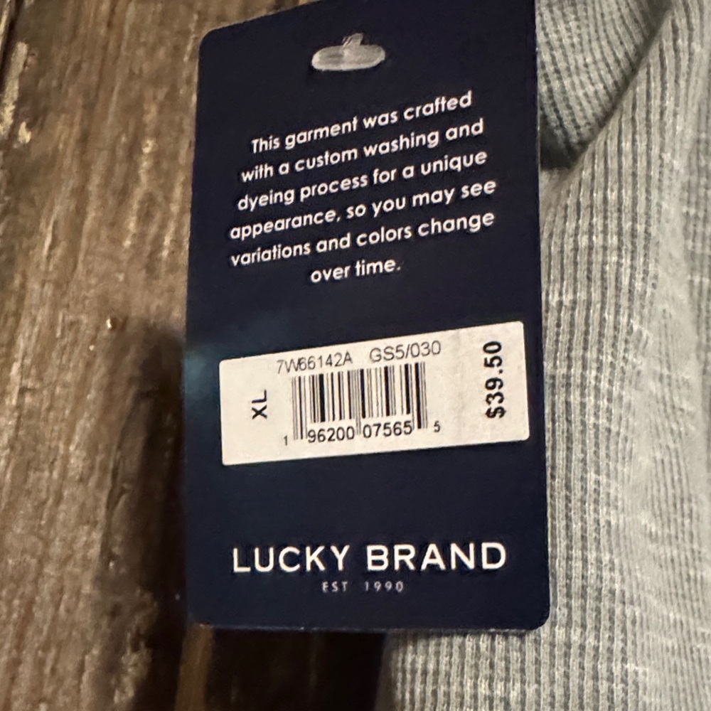 Lucky Brand Grey/Green Tank Top - Picture 4 of 4